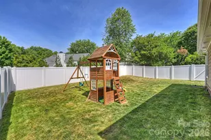 821 Mill Run Dr, Charlotte, NC 28209 - Photo 43