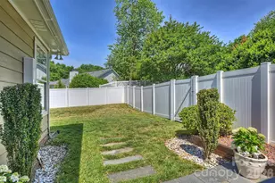 821 Mill Run Dr, Charlotte, NC 28209 - Photo 41