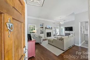 821 Mill Run Dr, Charlotte, NC 28209 - Photo 3