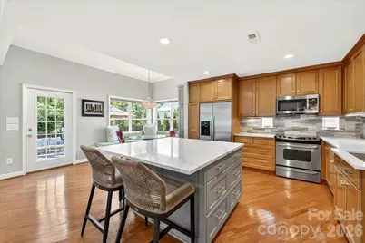 819 Mill Run Drive, Charlotte, NC 28209 - Photo 11