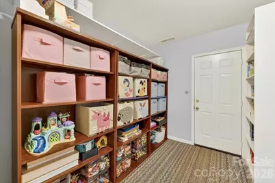 819 Mill Run Drive, Charlotte, NC 28209 - Photo 41