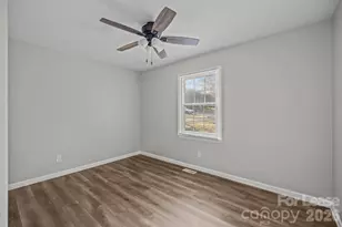 4800 Maplecrest Dr, Gastonia, NC 28056 - Photo 17