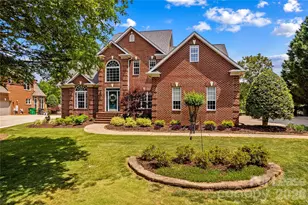 806 Pine Forest Rd, Charlotte, NC 28214 - Photo 1