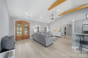 418 Huntington Woods Street SE, Lenoir, NC 28645 - Photo 5