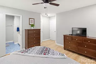 224 Clover Dr, Fletcher, NC 28732 - Photo 11