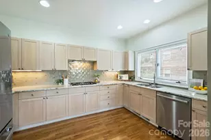 201 Hillside Ave, Charlotte, NC 28209 - Photo 13