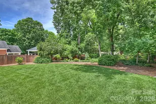 900 Greentree Dr, Charlotte, NC 28211 - Photo 33