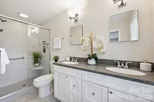 900 Greentree Dr, Charlotte, NC 28211 - Photo 25