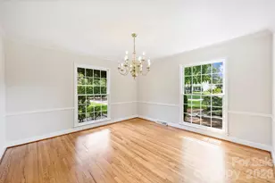 900 Greentree Dr, Charlotte, NC 28211 - Photo 17