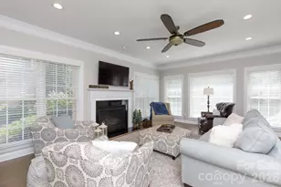886 Hickory Stick Dr, Fort Mill, SC 29715 - Photo 9