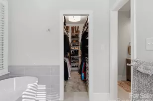 4417 Bridgewood Ln, Charlotte, NC 28226 - Photo 27