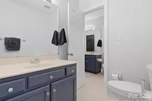 4417 Bridgewood Ln, Charlotte, NC 28226 - Photo 33