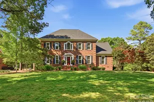 4417 Bridgewood Ln, Charlotte, NC 28226 - Photo 3