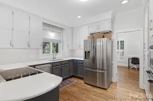 4417 Bridgewood Ln, Charlotte, NC 28226 - Photo 19