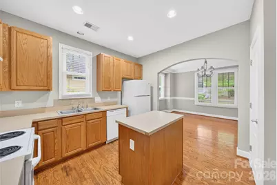14044 Garden District Row, Huntersville, NC 28078 - Photo 9