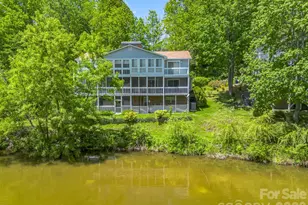 68 Lakeview Ct, Brevard, NC 28712 - Photo 3