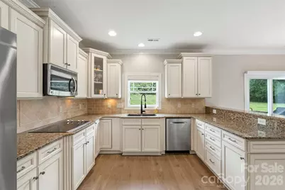 10019 Elizabeth Crest Lane, Charlotte, NC 28277 - Photo 7
