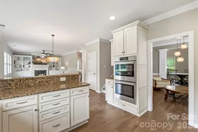10019 Elizabeth Crest Lane, Charlotte, NC 28277 - Photo 11
