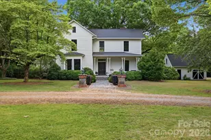 10915 Beatties Ford Rd, Huntersville, NC 28078 - Photo 3