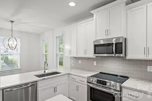 5003 York Park Ln, Charlotte, NC 28217 - Photo 11