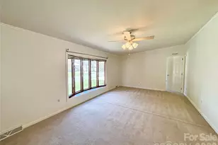 10 N June Ln, Hendersonville, NC 28792 - Photo 7
