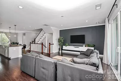 2609 Statesville Avenue, Charlotte, NC 28206 - Photo 3