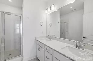 1135 Kokomo Ln, Charlotte, NC 28206 - Photo 9