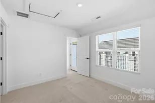 1135 Kokomo Ln, Charlotte, NC 28206 - Photo 13