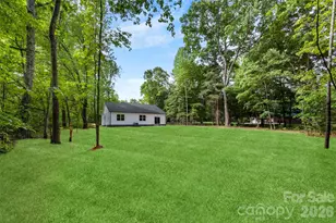 1290 Scotts Creek Rd, Statesville, NC 28625 - Photo 33