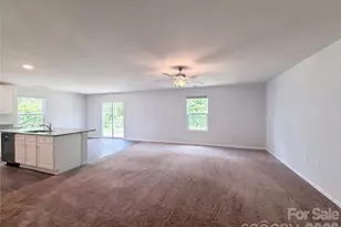 366 Frank Burns Wy, Kings Mountain, NC 28086 - Photo 3