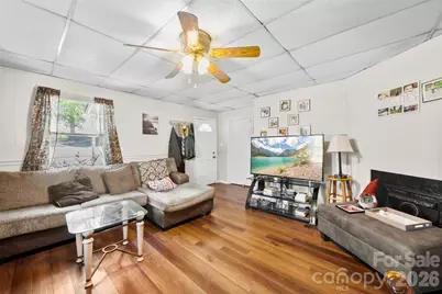1113 W 4th Avenue, Gastonia, NC 28052 - Photo 9
