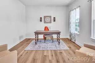 6087 Ives Ave, Spartanburg, SC 29307 - Photo 7