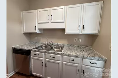 8134 Kings Creek Drive, Charlotte, NC 28273 - Photo 9
