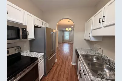 8134 Kings Creek Drive, Charlotte, NC 28273 - Photo 7