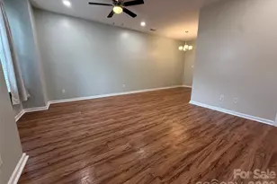 8134 Kings Creek Dr, Charlotte, NC 28273 - Photo 3