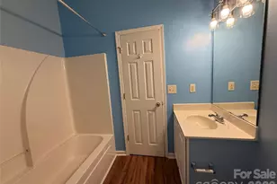 8134 Kings Creek Dr, Charlotte, NC 28273 - Photo 15