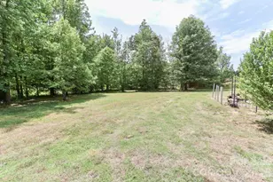 121 Fair Wind Ln, Statesville, NC 28677 - Photo 5