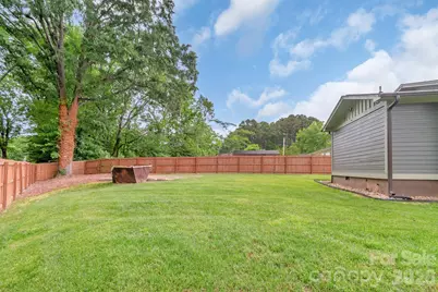 310 Groves Avenue, Albemarle, NC 28001 - Photo 15