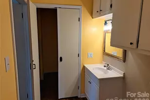 301 N Fulton St, Salisbury, NC 28144 - Photo 15
