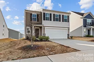 386 Hollingswood Dr, Statesville, NC 28625 - Photo 1