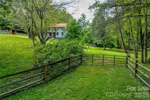 48 Merrell Rd, Leicester, NC 28748 - Photo 21