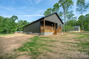 2424 Puetts Chapel Rd, Bessemer City, NC 28016 - Photo 21