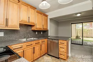 7922 Horse Chestnut Ln, Charlotte, NC 28277 - Photo 13