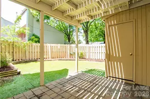7922 Horse Chestnut Ln, Charlotte, NC 28277 - Photo 25