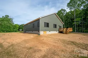 2426 Puetts Chapel Rd, Bessemer City, NC 28016 - Photo 29