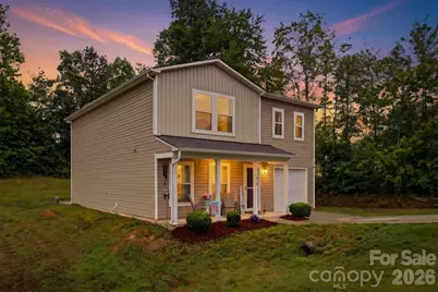 1916 Country Way, Hickory, NC 28601 - Photo 1