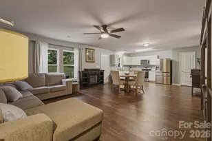 1916 Country Way, Hickory, NC 28601 - Photo 15