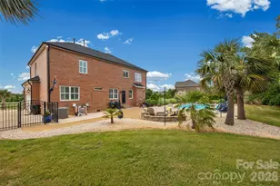 2105 Belle Regal Cir, Rock Hill, SC 29732 - Photo 23