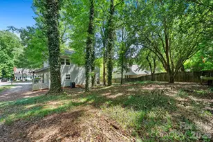 6719 Raeburn Ln, Charlotte, NC 28227 - Photo 35
