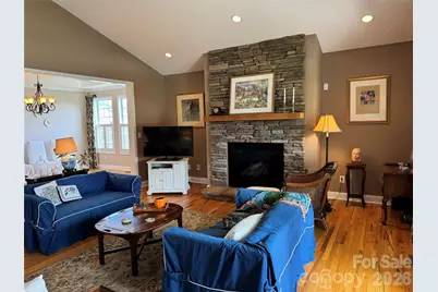 25 Copper Court, Hendersonville, NC 28792 - Photo 15